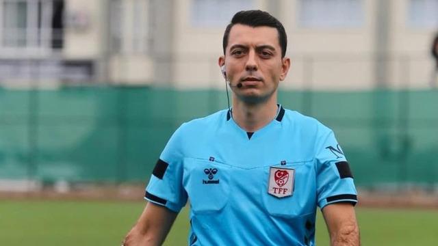 Hakem ölü
