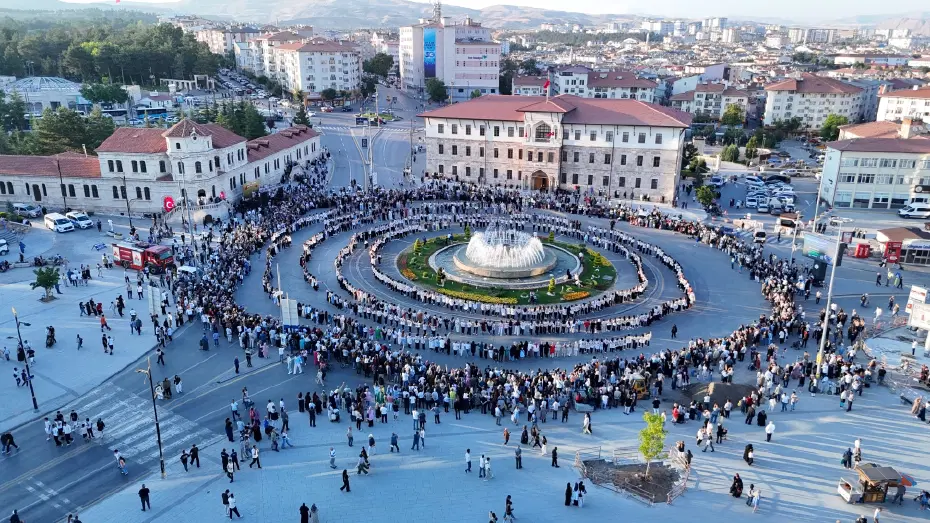 Kadın Halay