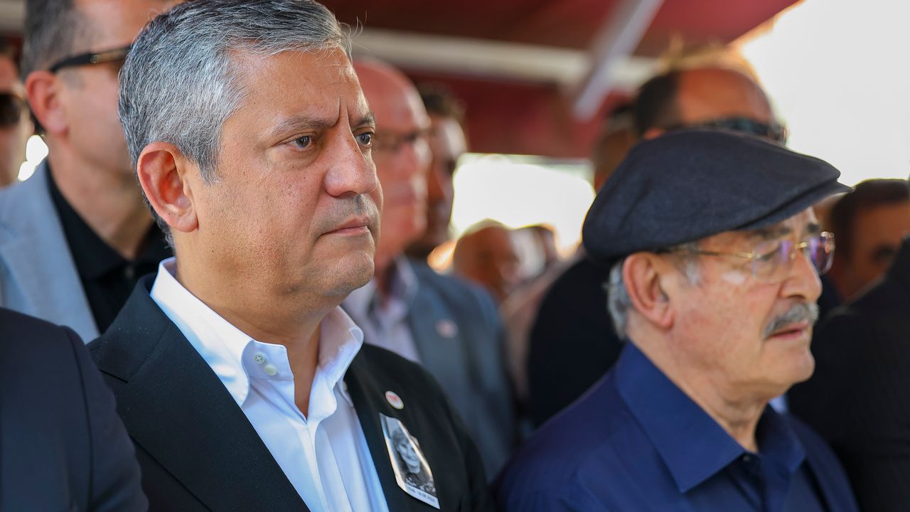 Güzin Büyükerşen Cenazesi